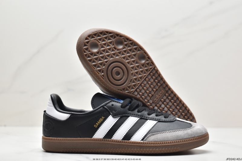 Adidas Sneakers